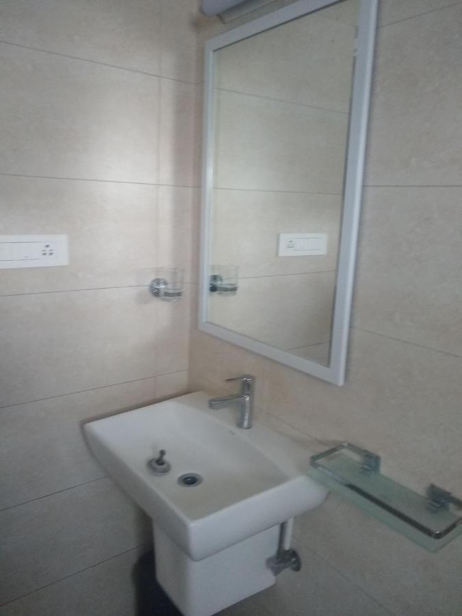 Apollostay Chennai Exterior photo